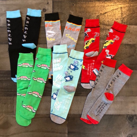Unknown Accessories - 6 Pairs F.R.I.E.N.D.S. Socks